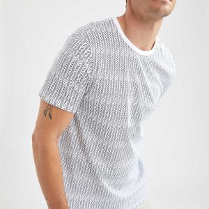 Erkek Regular Fit Bisiklet Yaka Desenli Kısa Kollu  T-Shirt