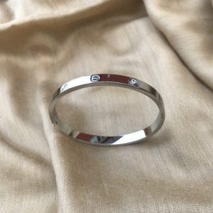 Cartier Model Taşlı Kalın 316l Çelik Gümüş Rengi Bil